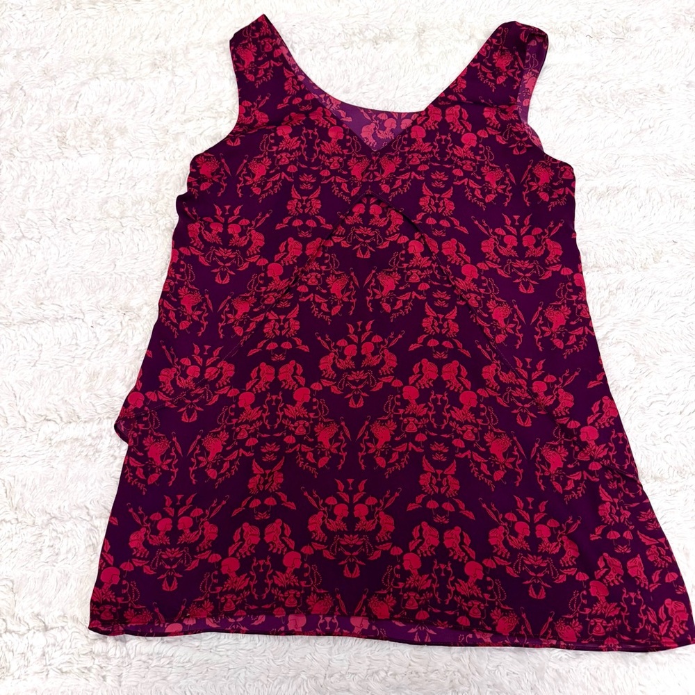 Cabi size small Sakura Cameo Tank Plum Maroon Red Print Blouse workwear - Picture 2 of 6